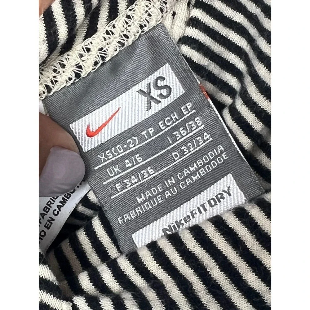 Nike fit sweater